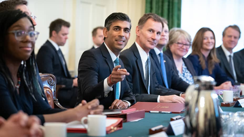 Prime Minister Rishi Sunak (C), alongside the Chancellor of the Exchequer, Jeremy Hunt, (centre right) holds his first Cabinet meeting on October 26, 2022 in London, England.