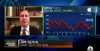 Apple services have a trailing impact when foreign exchange and prices are adjusted, says Citi's Jim Suva