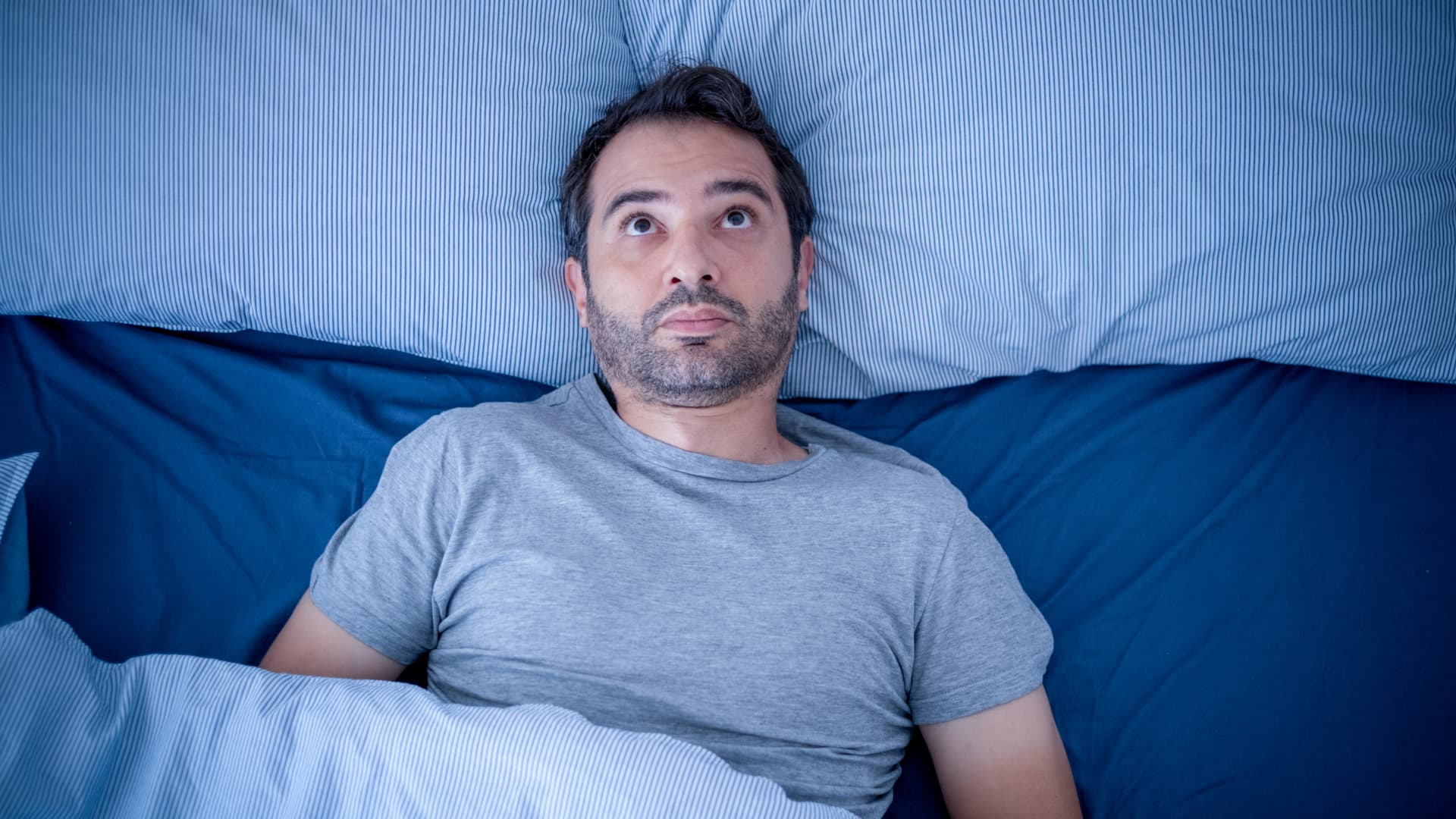 A psychologist says this is the No. 1 sleep killerand it takes just 15 minutes to fix