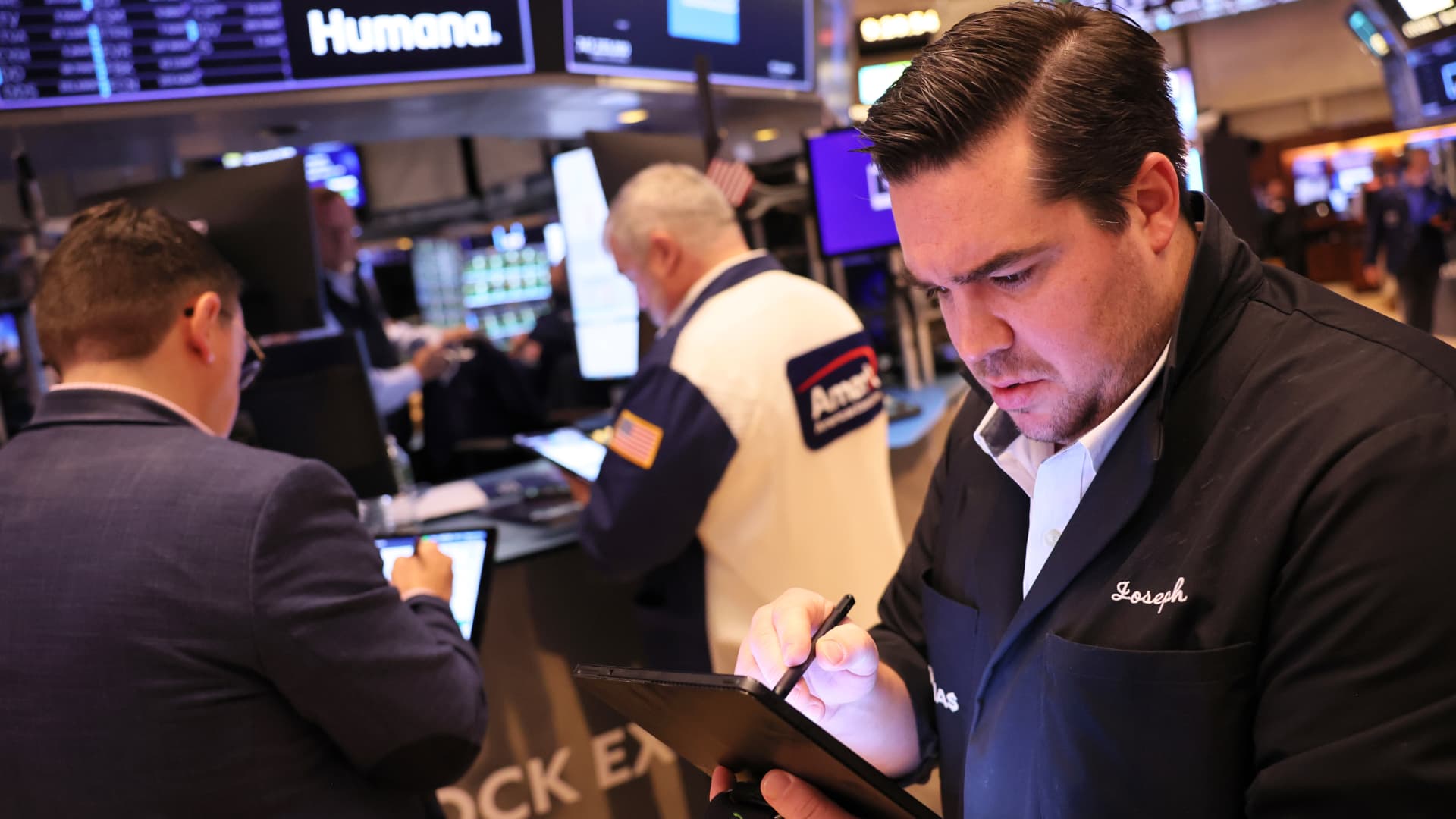 Wall Street veteran names the stocks that could go to $0 — and his favorites in tech
