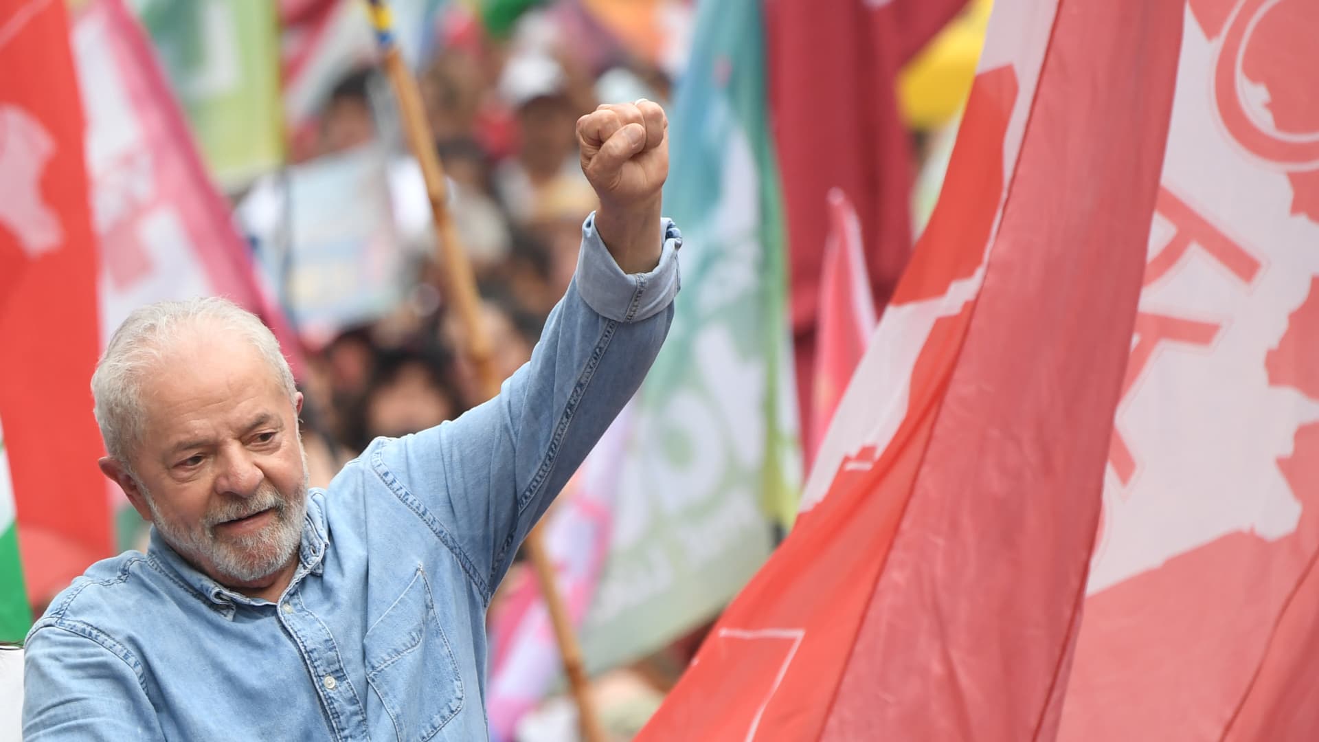 Oszałamiający powrót Luli oznacza nową różową falę w Ameryce Łacińskiej