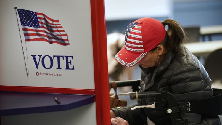 Midterm voters sound off on economy and inflation on Election Day