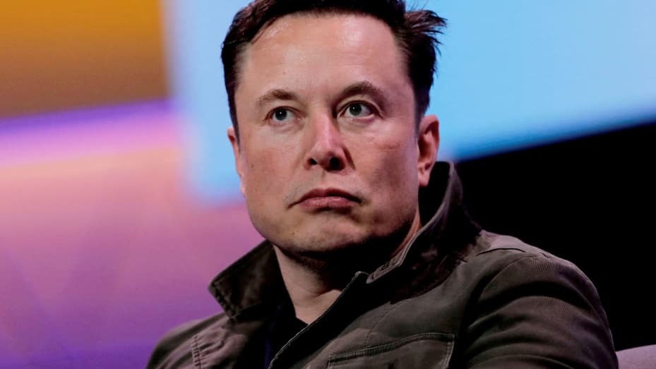 SpaceX owner and Tesla CEO Elon Musk speaks during a conversation with legendary game designer Todd Howard (not pictured) at the E3 gaming convention in Los Angeles, California, June 13, 2019.