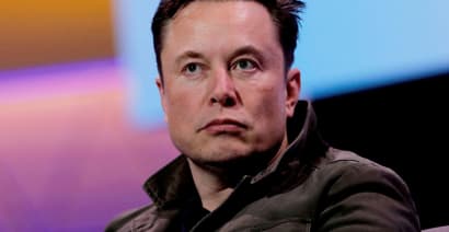 Elon Musk still needs 'Twitter sitter,' judges rule