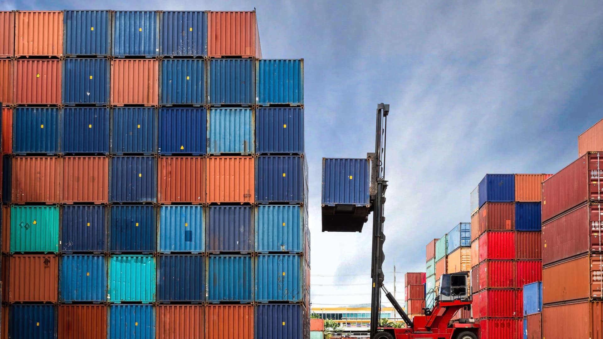 Global shipping industry faces a new problem — too many containers