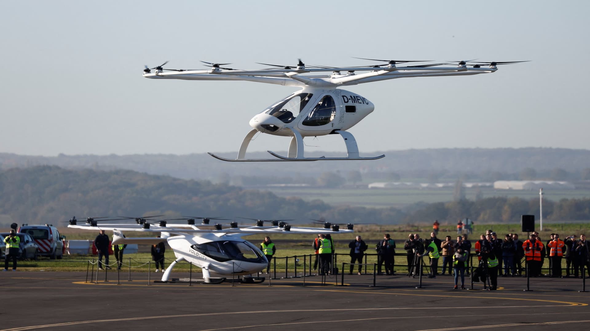 How electric air taxis could shake up the airline industry
