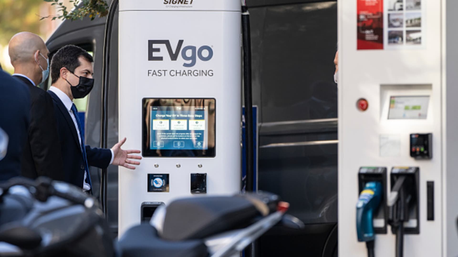 These stocks investors are betting against could rally in this short squeeze, including two EV names