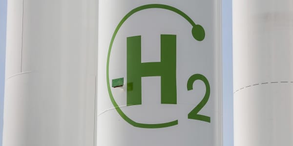 In Australia, firms plan 'super hub' to produce green hydrogen using wind and solar