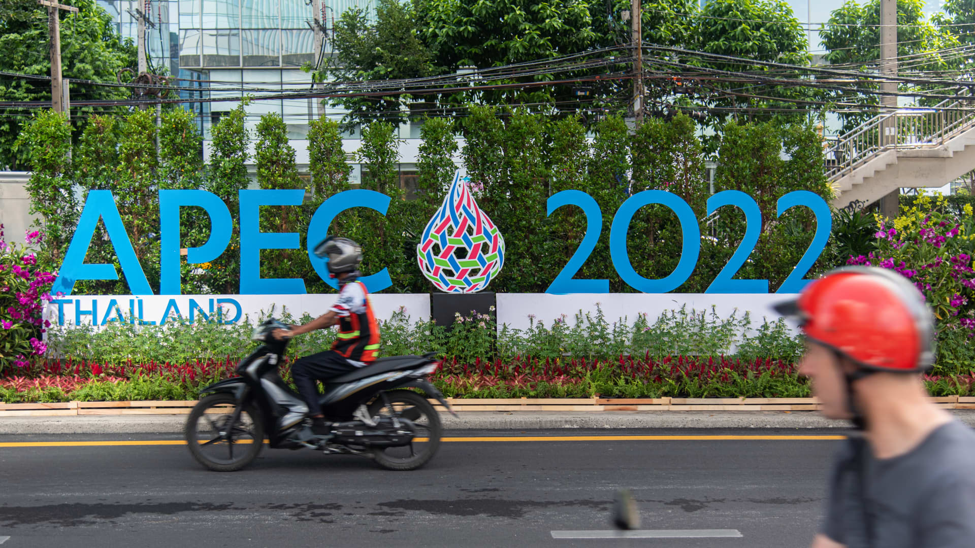 APEC ने व्यापार को बढ़ावा देने का संकल्प लिया क्योंकि भू-राजनीतिक बदलाव क्षेत्रीय शिखर सम्मेलनों को हाईजैक कर लेते हैं