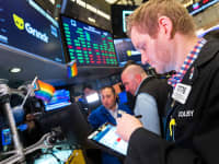 Trader on the floor of the NYSE