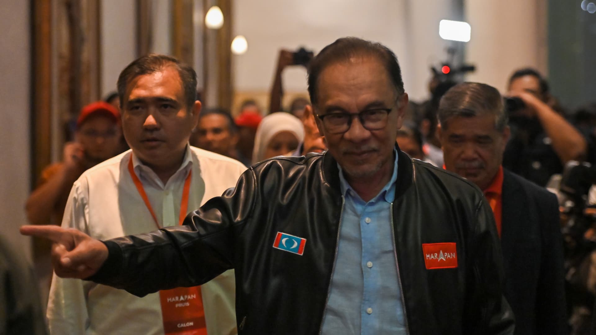 Malaysian voters erred on the side of conservatism at weekend polls analysts said – CNBC