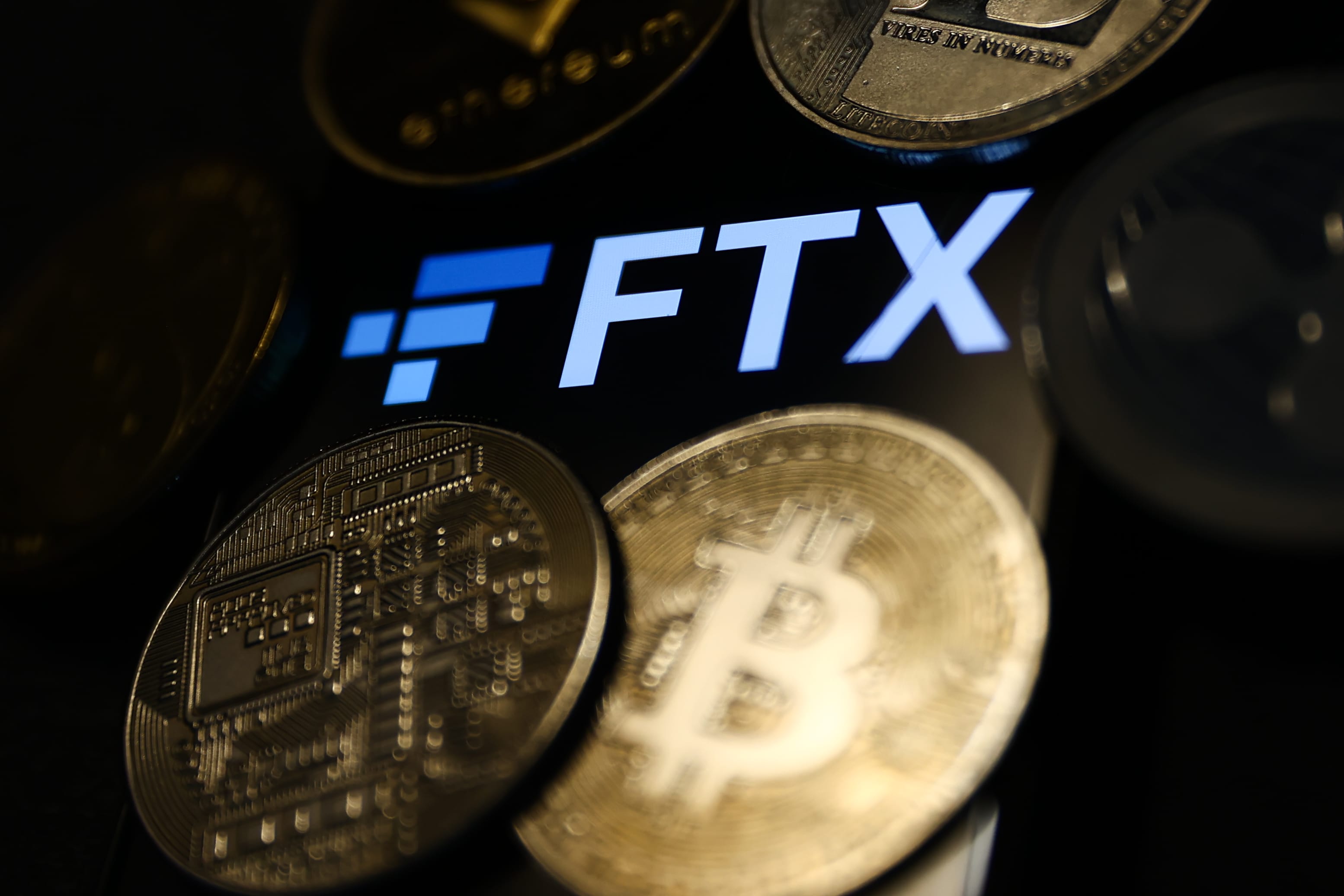 The Bitcoin, Ether Share Bearish Outlook Despite Widespread Meltdown After FTX Collapse.