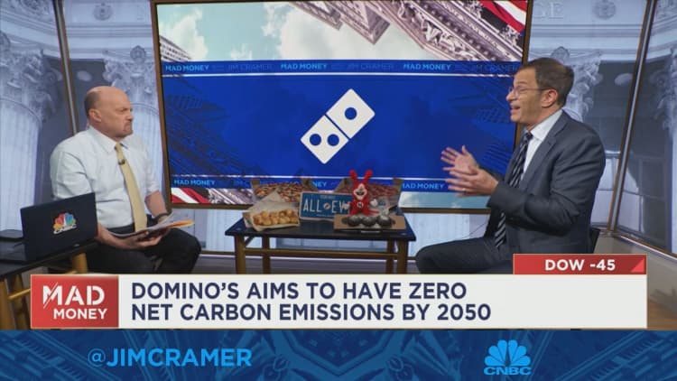 El CEO de Domino's sobre la compra de la compañía de más de 800 Chevy Bolt EV para la entrega de pizza