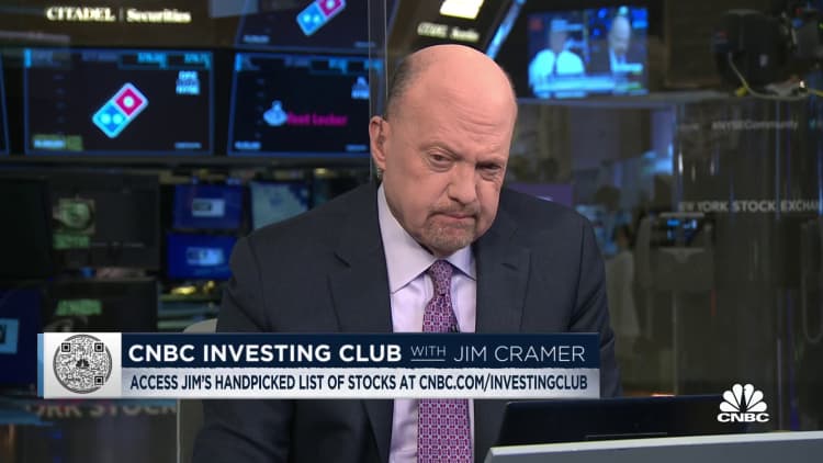 Retail short squeeze could lead to 'nice pre-Thanksgiving session,' says Jim Cramer