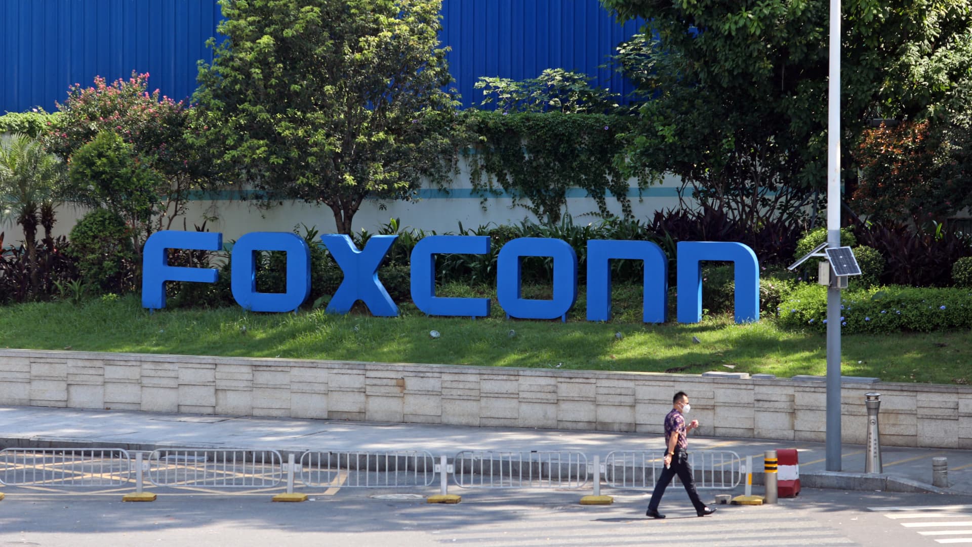 Apple supplier Foxconn helped convince China to loosen Covid rules: report