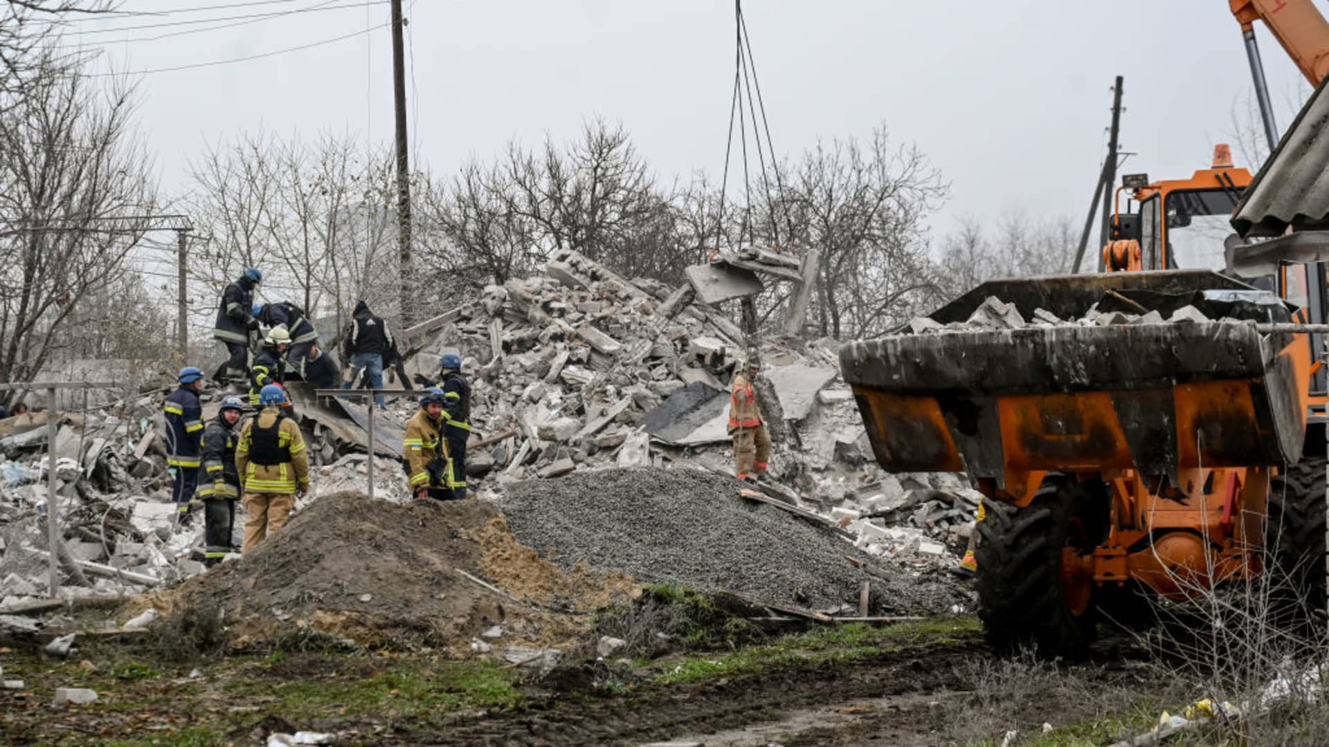 Ukraine says Russian missile strike on hospital killed newborn; Zelenskyy promises winter shelters