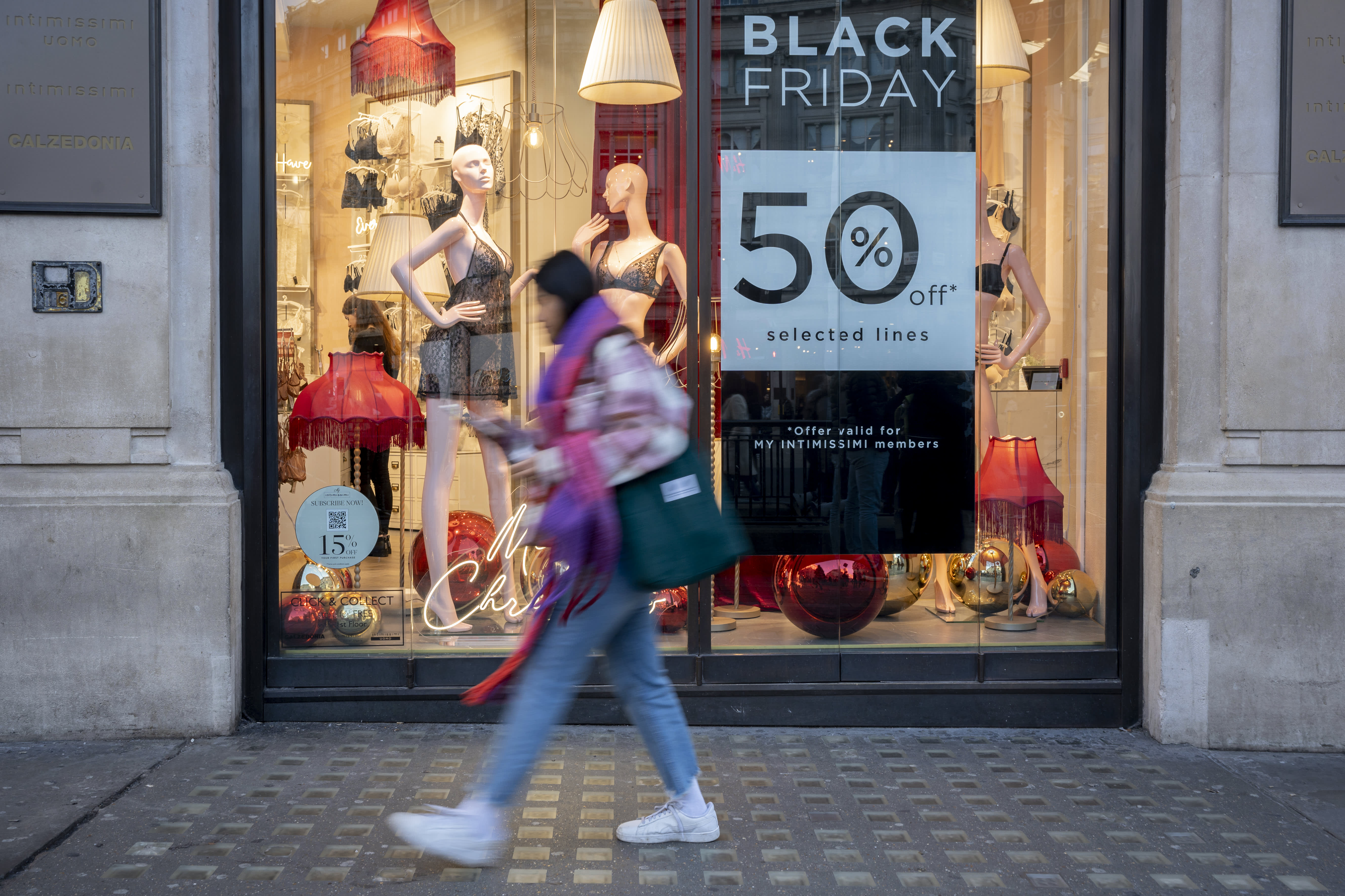 Shoppers more cost conscious than ever as Black Friday kicks off holiday  spending season