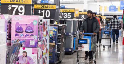 Walmart overtakes Amazon in shoppers' search for Black Friday bargains