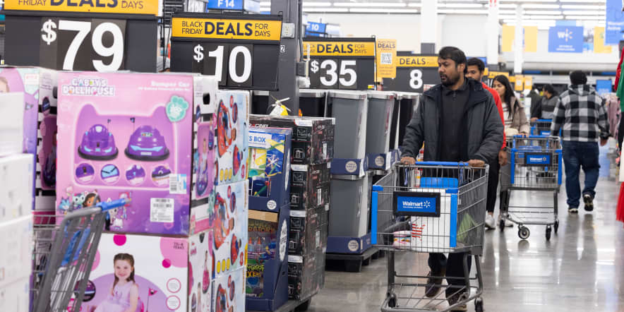 Walmart overtakes Amazon in shoppers' search for Black Friday bargains