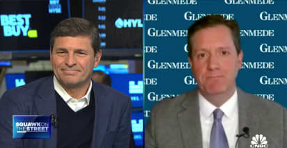 Consumer will keep spending, they just won't buy as much, says Glenmede's Pride