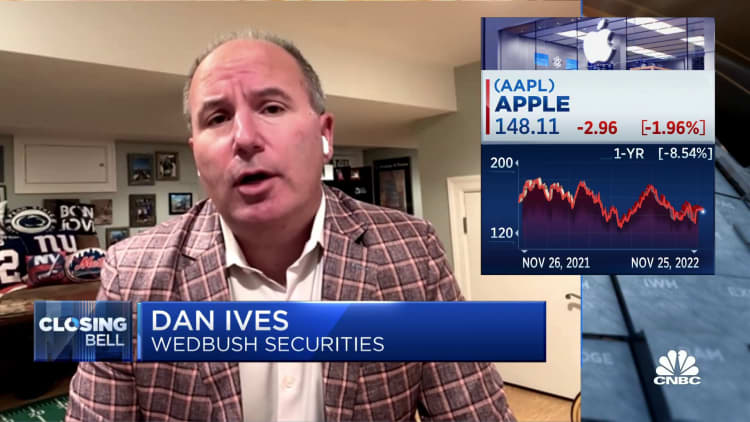 Supply chain issues will be a headwind for Apple through holiday season, says Wedbush's Dan Ives