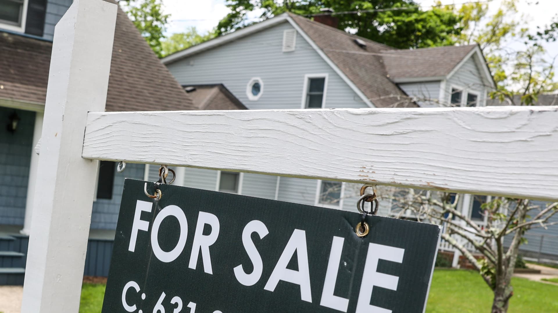 Mortgage rates fall for the third straight week, but demand still drops further - CNBC