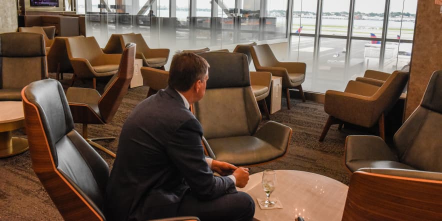 Delta curbs employee access to luxury airport lounges as it struggles with crowding