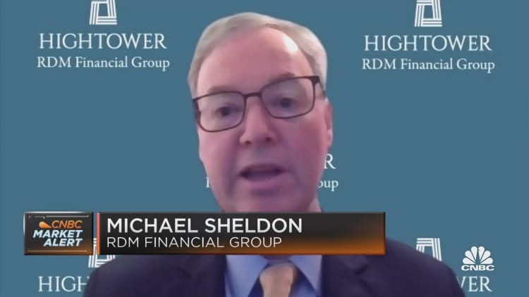 Sheldon: There are signs that the economy could slow next year