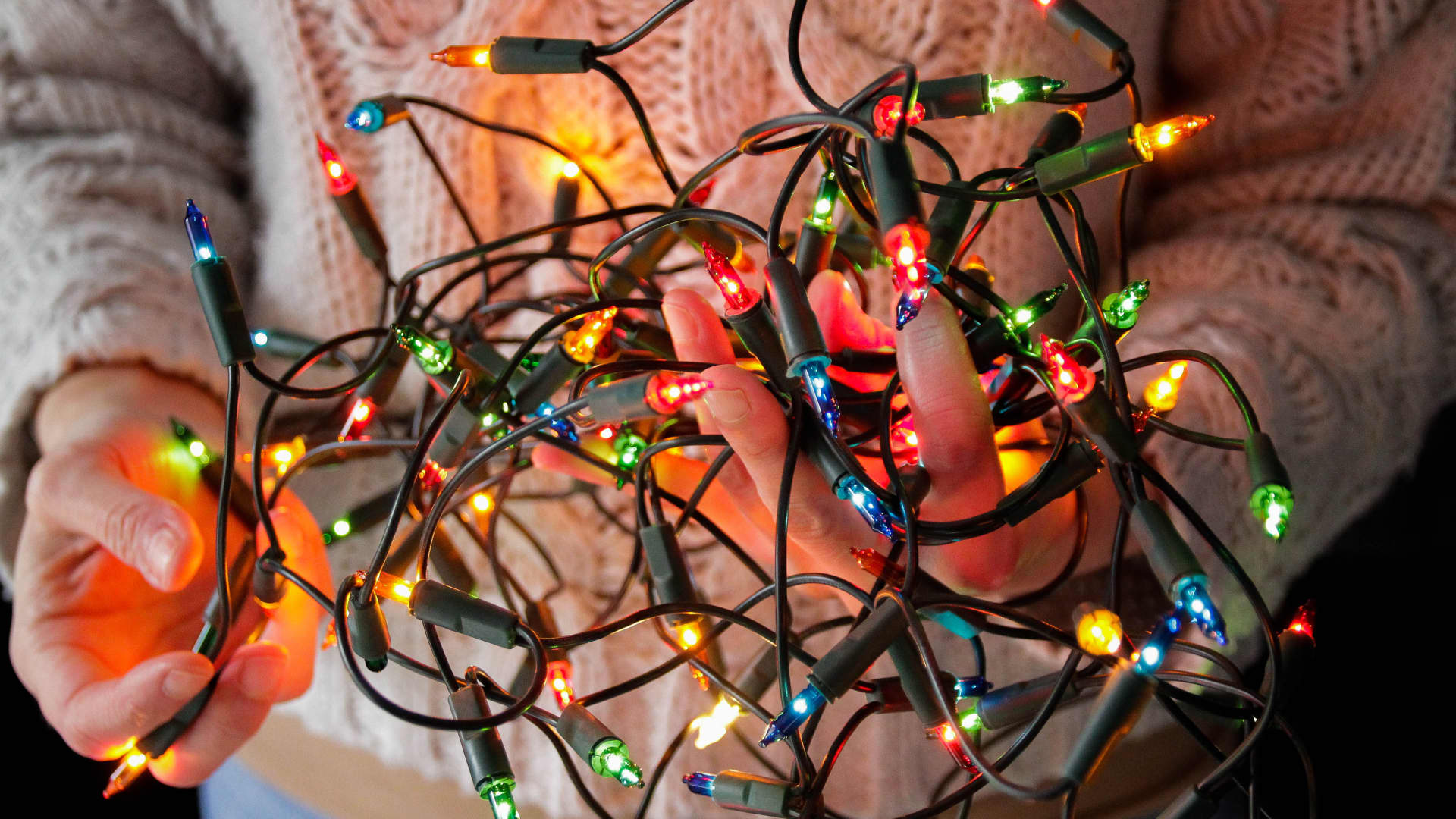Don’t overlook this health and safety warning on your holiday lights
