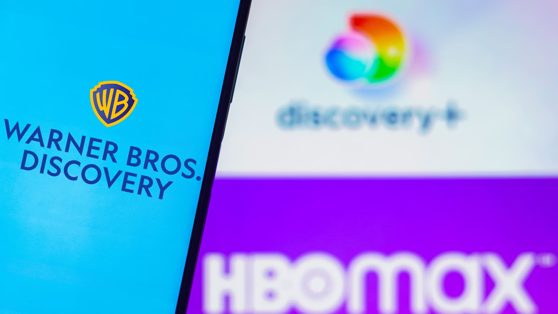 Warner Bros. Discovery closes in on ‘Max’ as the name of its combined HBO Max-Di..