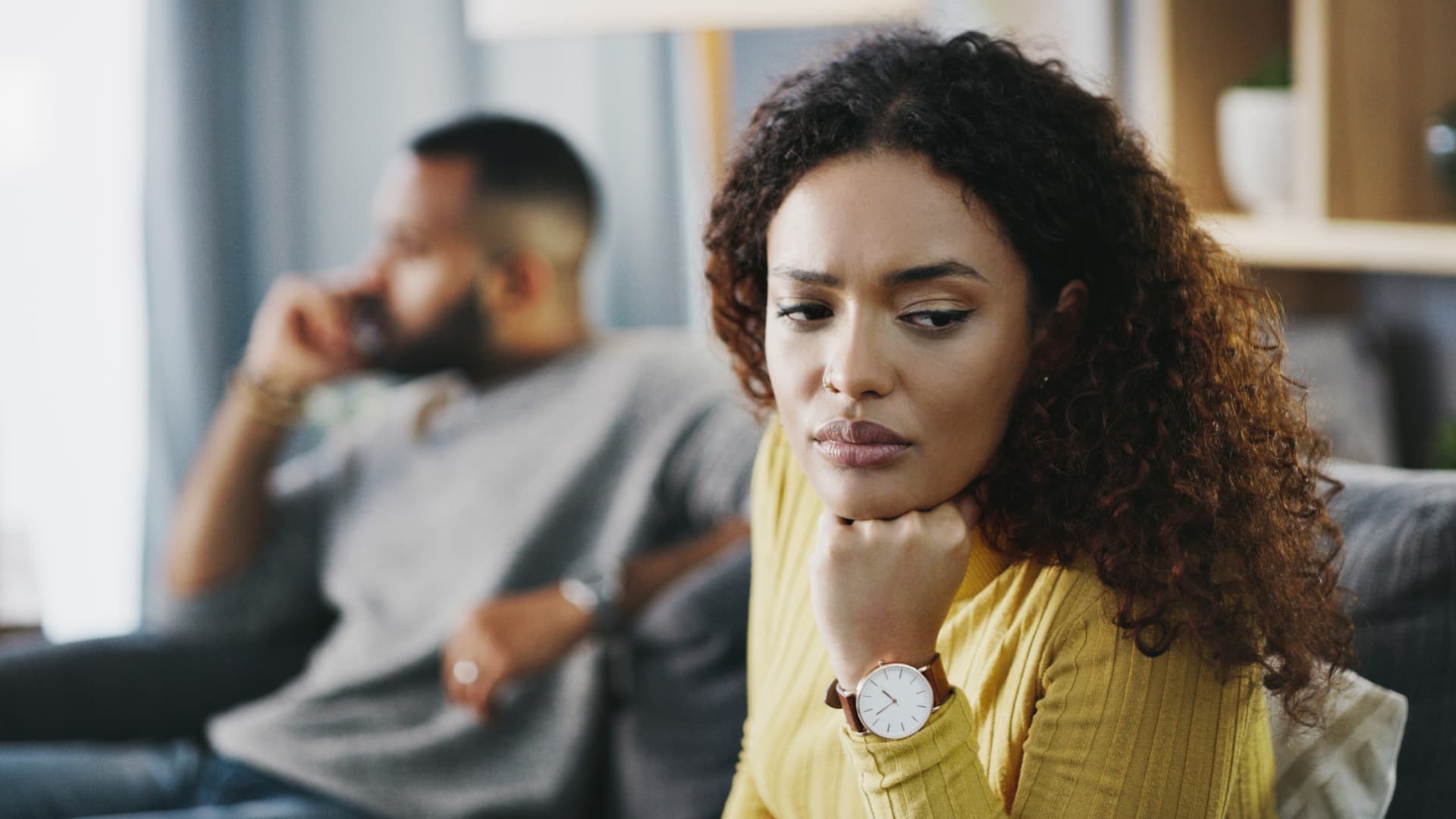 4 ‘red flags’ that might mean your relationship is in trouble