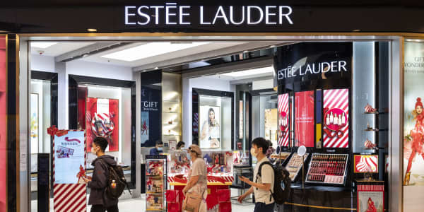 Deutsche Banks says buy Estee Lauder ahead of China reopening — a move we started in September