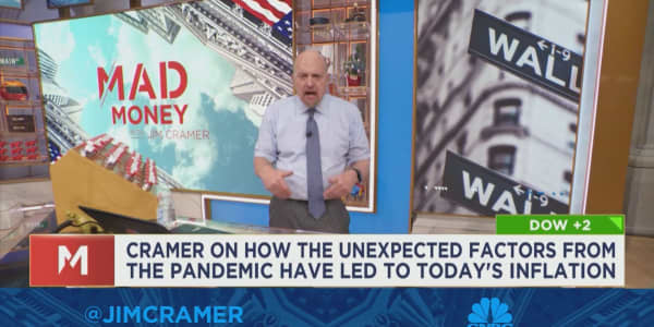 Watch Jim Cramer's message to U.S. bank leaders