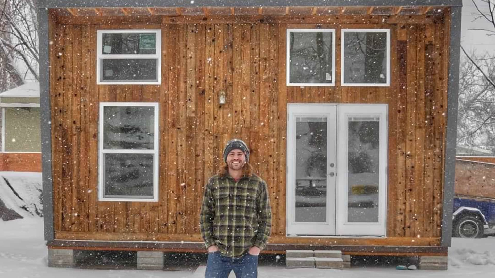 34-year-old spent $17,000 on a tiny home in Idaho—now it brings in $49,000 a year on Airbnb: It's 'almost completely passive'