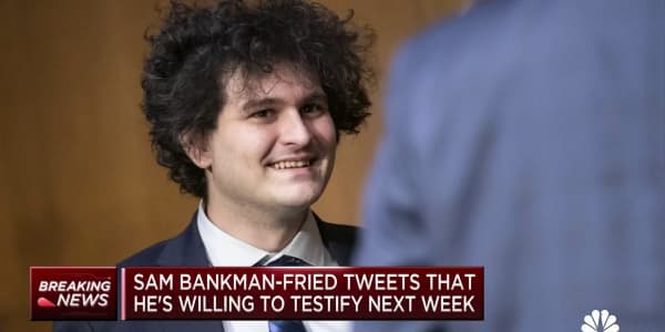 FTX's Sam Bankman-Fried tweets that he's willing to testify before lawmakers