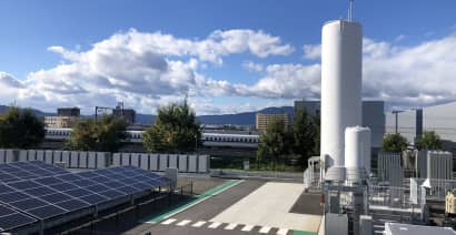 Tesla Mega packs, Japan's biggest hydrogen tank: Panasonic tests climate factory