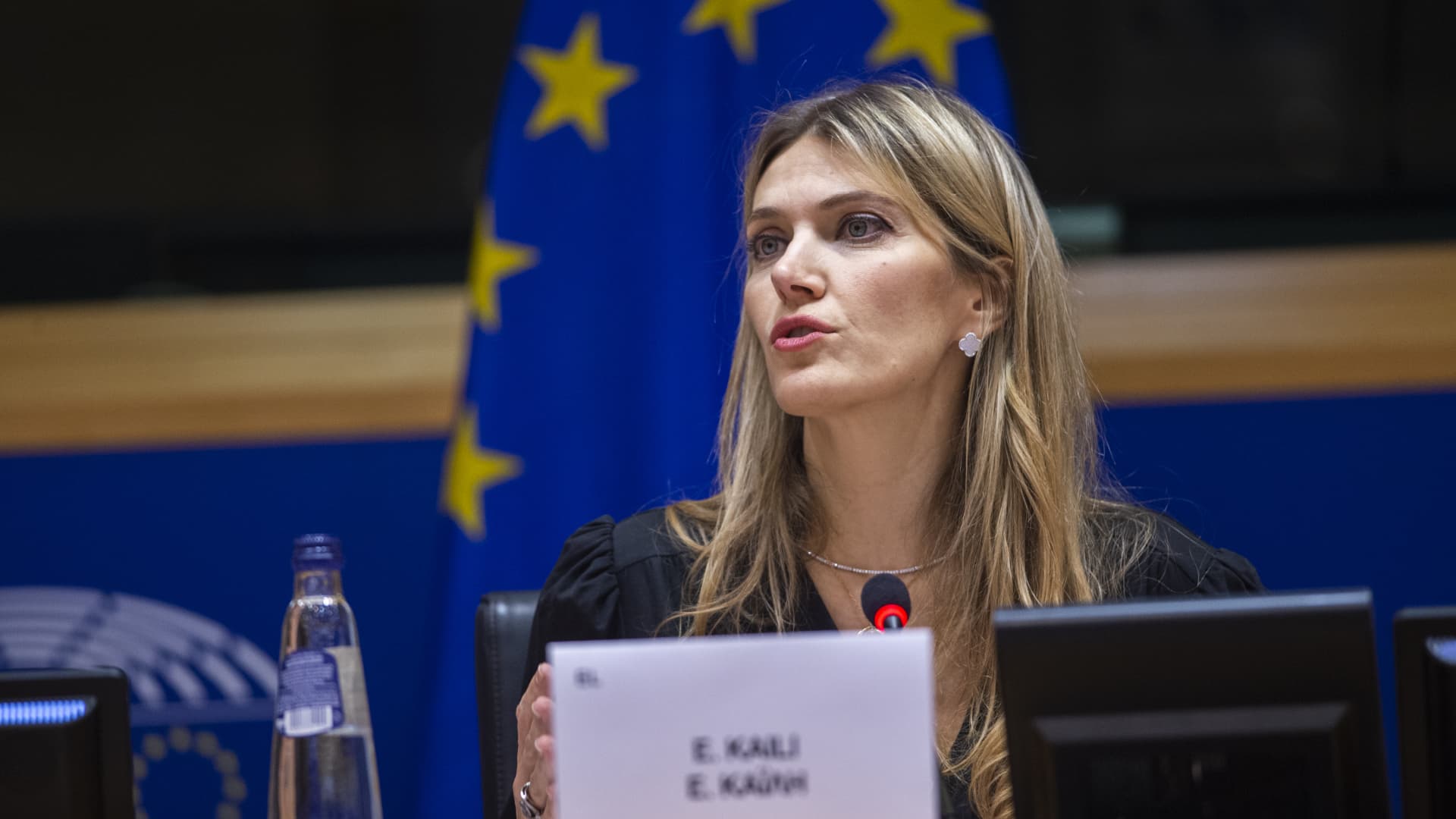 European Parliament removes Eva Kaili as vice-president after Qatar corruption allegations