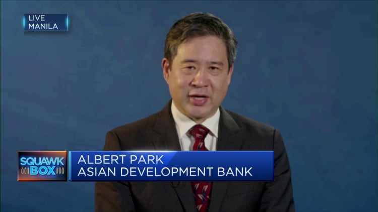 China’s reopening brings each dangers and alternatives: ADB