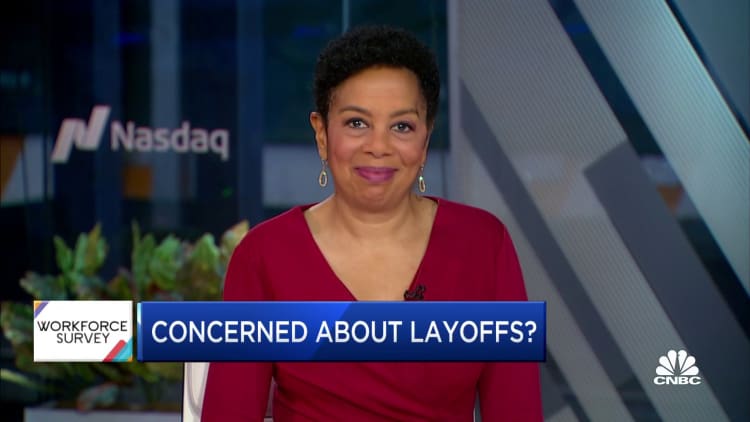 U.S. workers not worried about potential layoffs, new CNBC survey finds