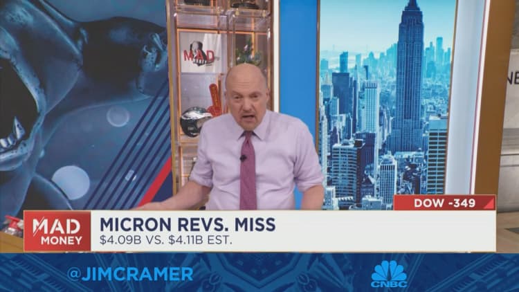 Cramer explains how Micron's latest quarterly results affected markets on Thursday
