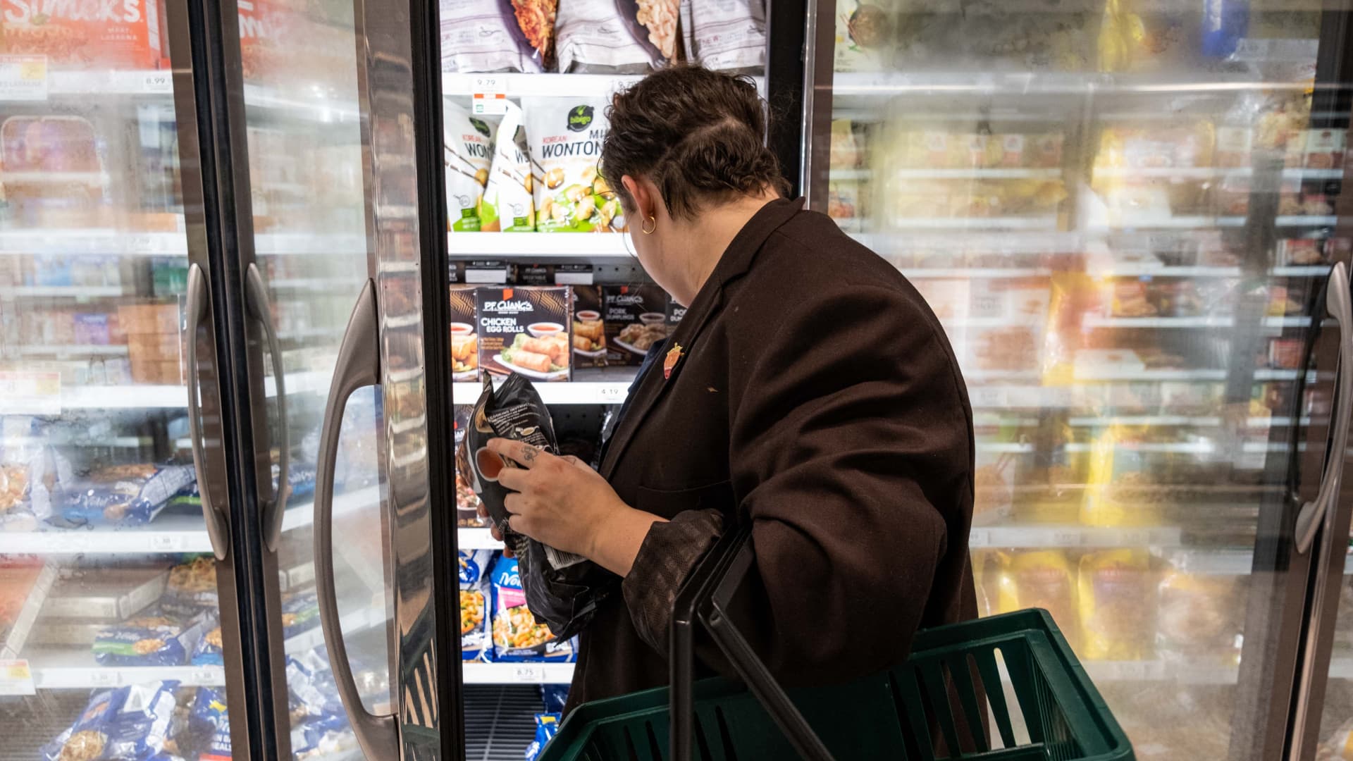 The New York Fed survey shows that consumers see inflation, spending, and cooling