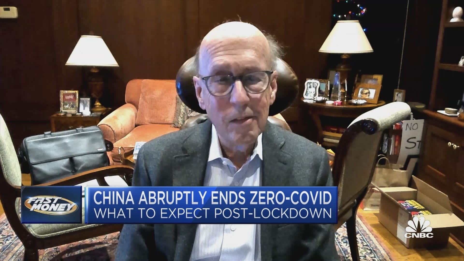 Photo of Fmr. Morgan Stanley Asia Chair Steven Roach warns China is unprepared for zero-Covid fallout