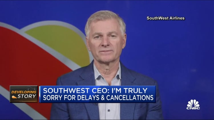 Southwest Airlines warns of more disruptions ahead as CEO apologizes