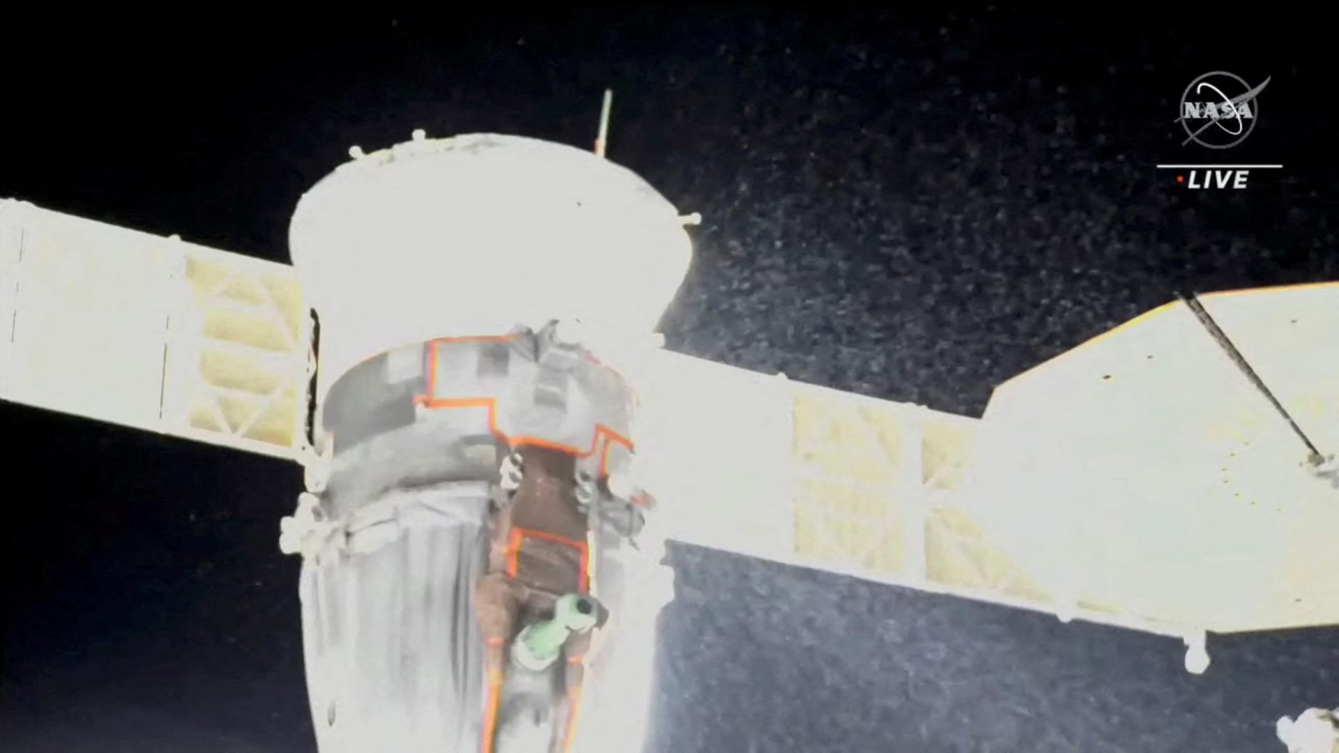 NASA sedang memeriksa rencana cadangan kru SpaceX untuk pesawat ruang angkasa Soyuz Rusia yang bocor