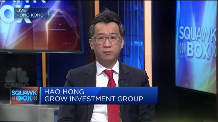 Hong Kong stocks will be a 'better play' than ones from mainland China, economist says