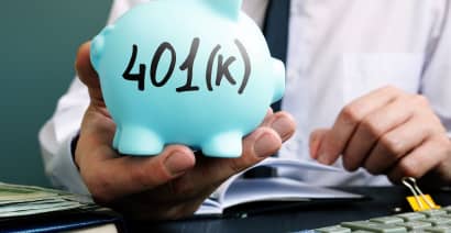 Experts say it's time to boost 401(k) contributions for 2023