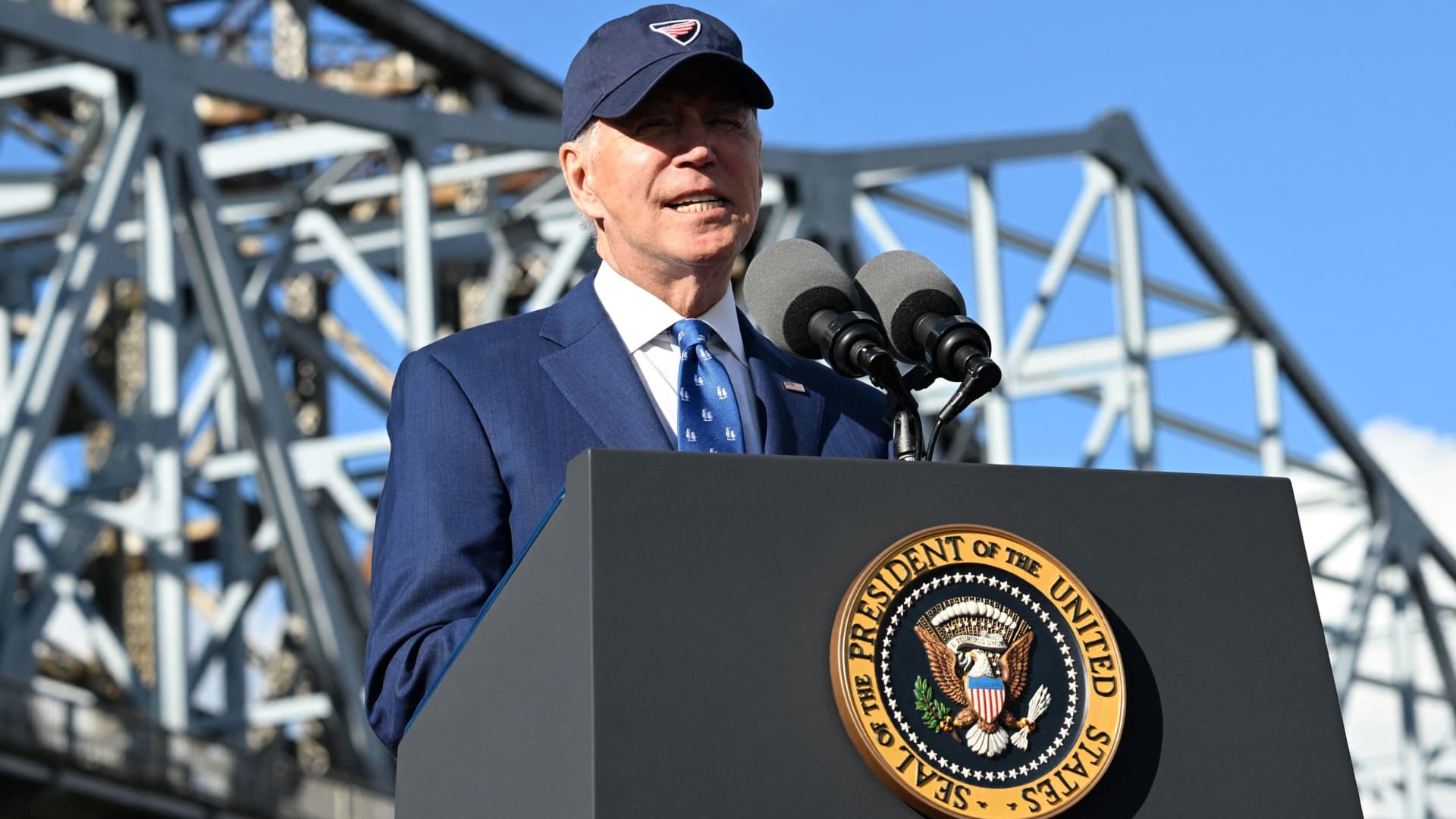 US President Joe Biden speaks about the bipartisan infrastructure law in front of the Brent Spence Bridge in Covington, Kentucky, on January 4, 2023.