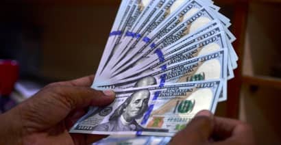 Dollar up after inflation data boost 