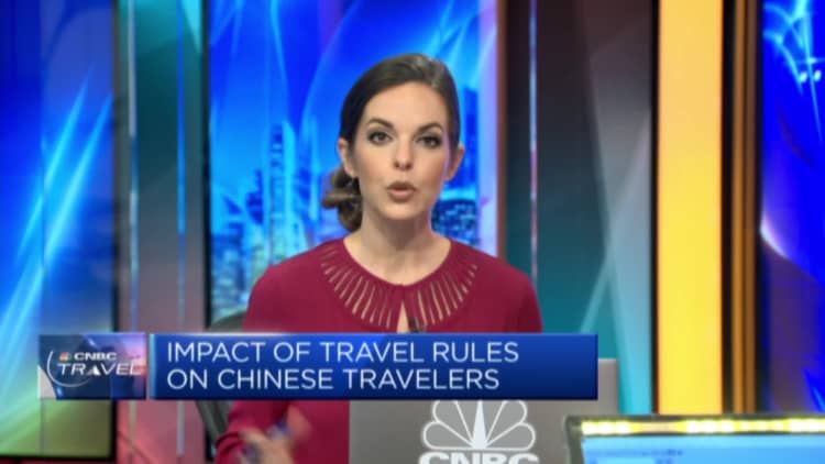 Le nuove regole Covid stanno spingendo alcuni viaggiatori cinesi ad andare con le loro destinazioni Plan B