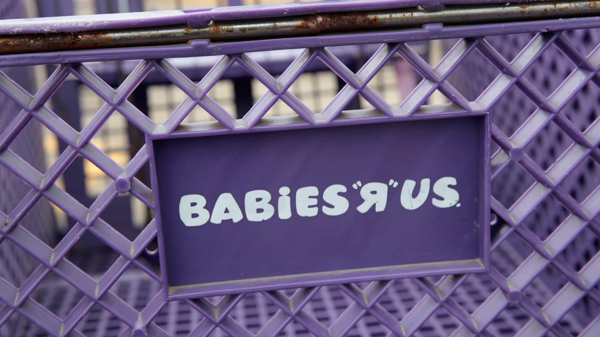 Babies R Us attempts comeback, plans to open store at American Dream mall in New Jersey